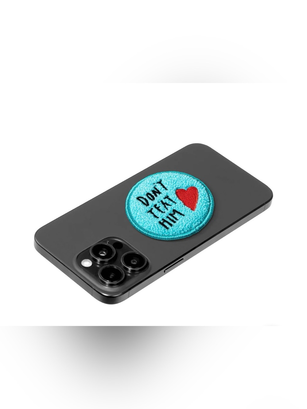 MAGmoji Badge “DON’T TEXT HIM” magsafe compatibility - Picture 2 of 6